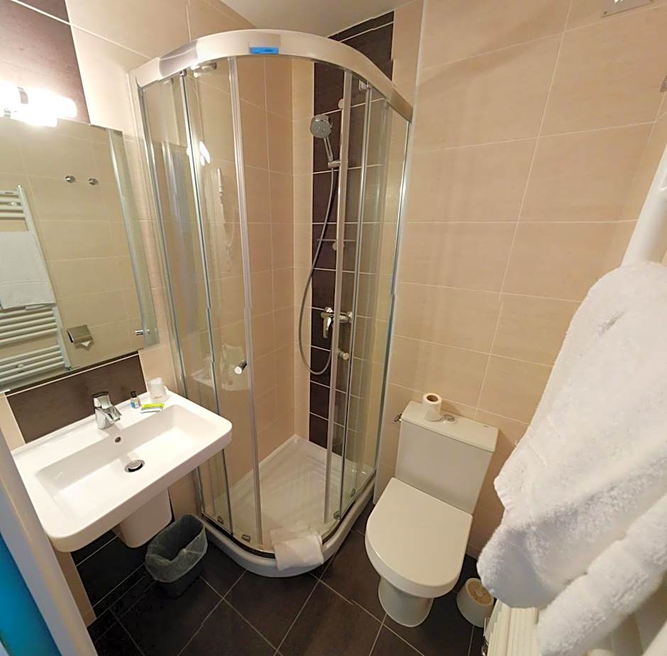 Contact Hôtel - Hôtel Le Lion d'Or Lamballe