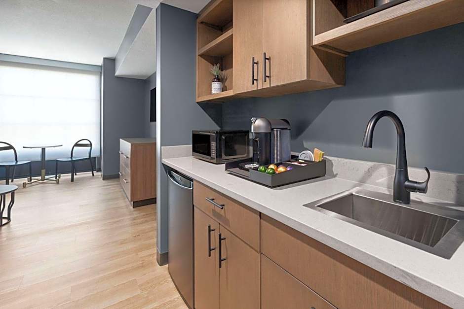 Riverbend Hotel and Suites, Trademark Collection by Wyndham