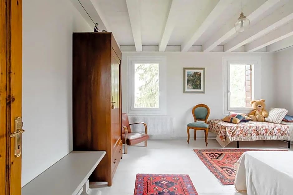 B&B Ernestine Family Home