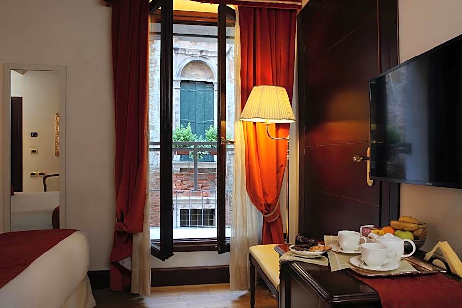 Ruzzini Palace Hotel