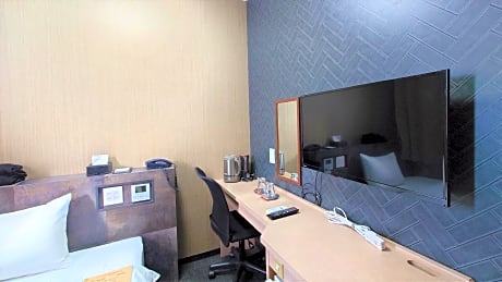 Semi-Double Room - Non-Smoking, Newly Renovated