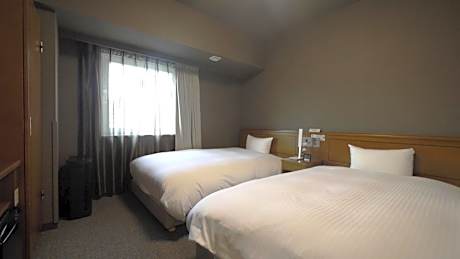 Twin Room - Non-Smoking
