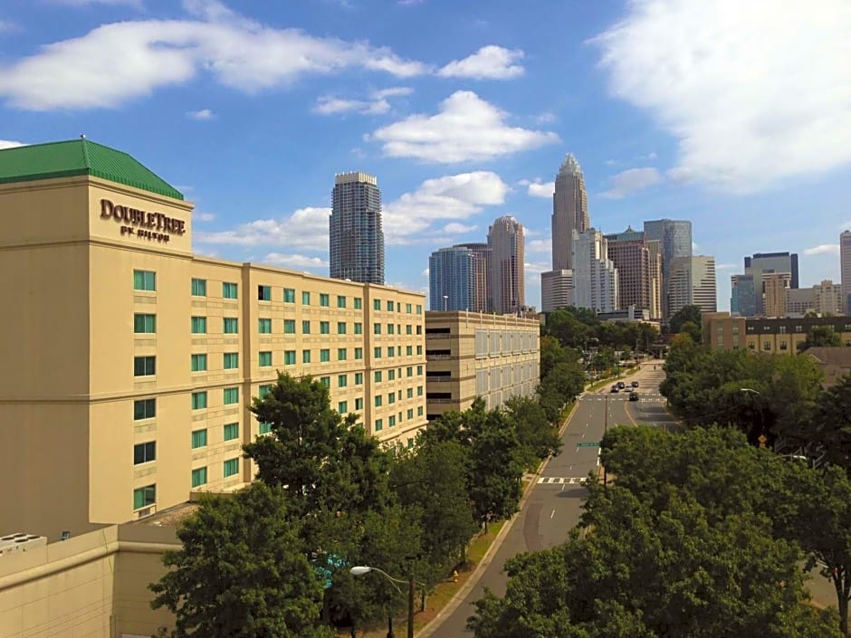 DoubleTree by Hilton Charlotte Uptown