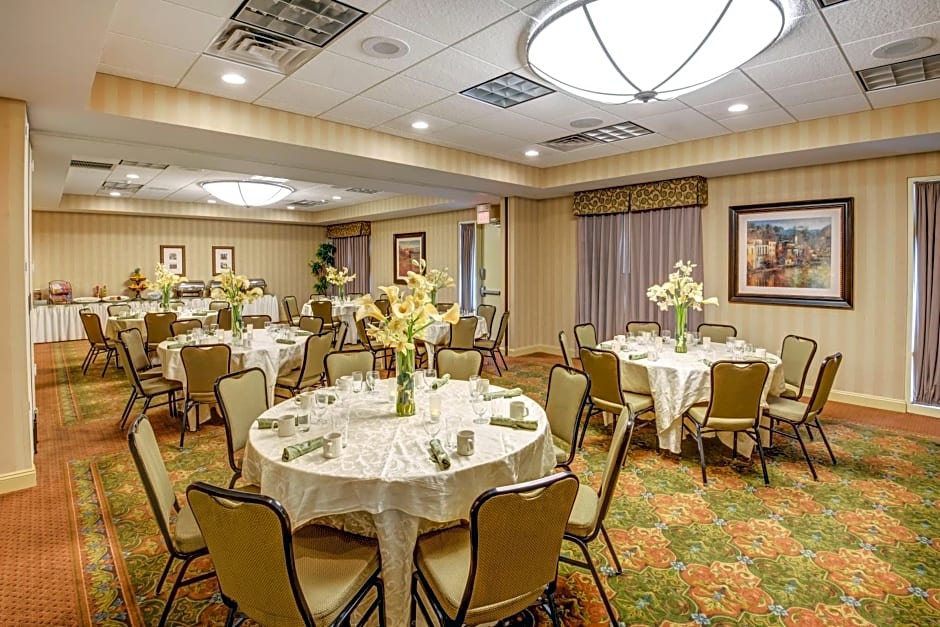 Hilton Garden Inn Lakewood