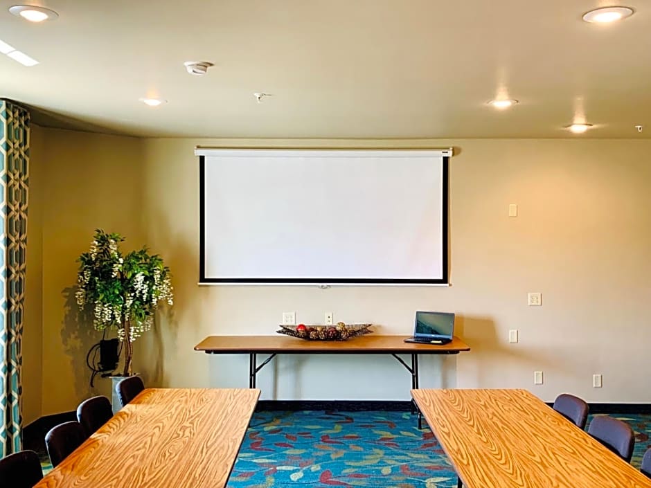 Candlewood Suites Hot Springs By IHG