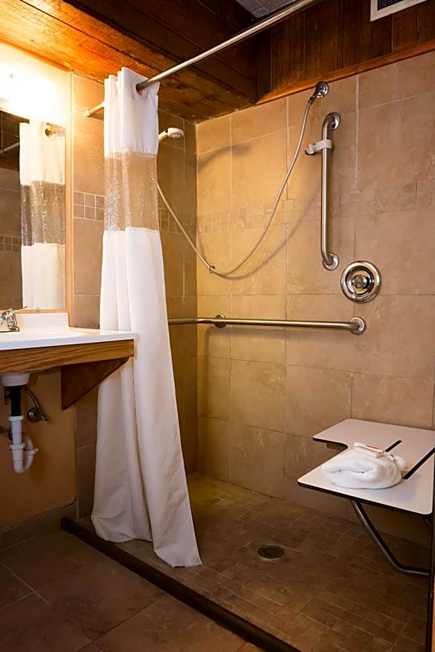 Days Inn by Wyndham West Allis/Milwaukee