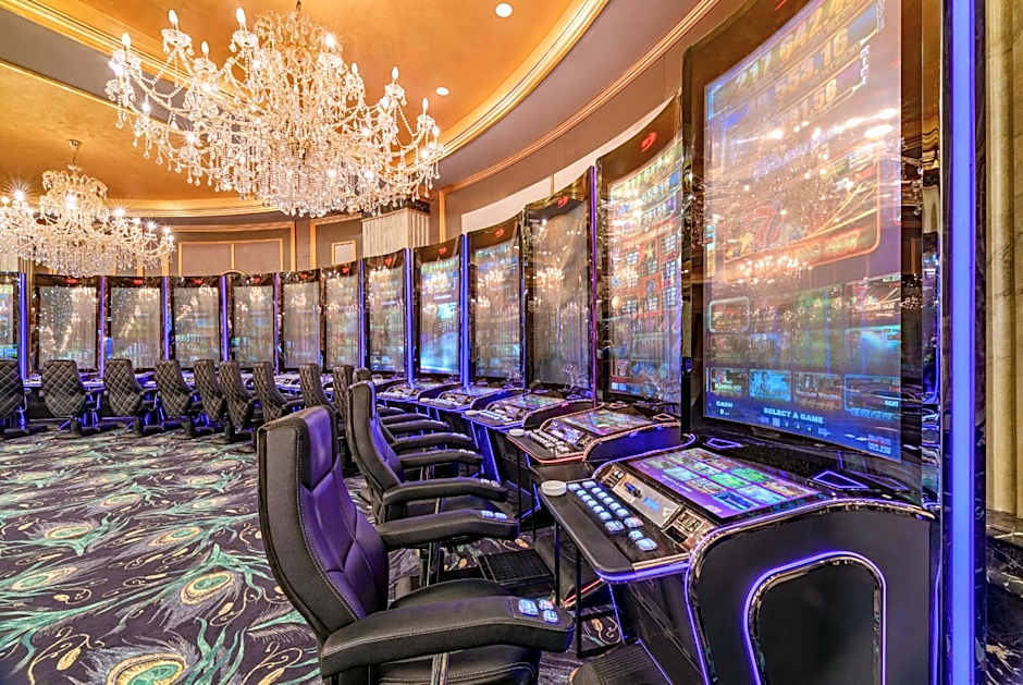 Les Ambassadeurs Hotel Casino&Marina