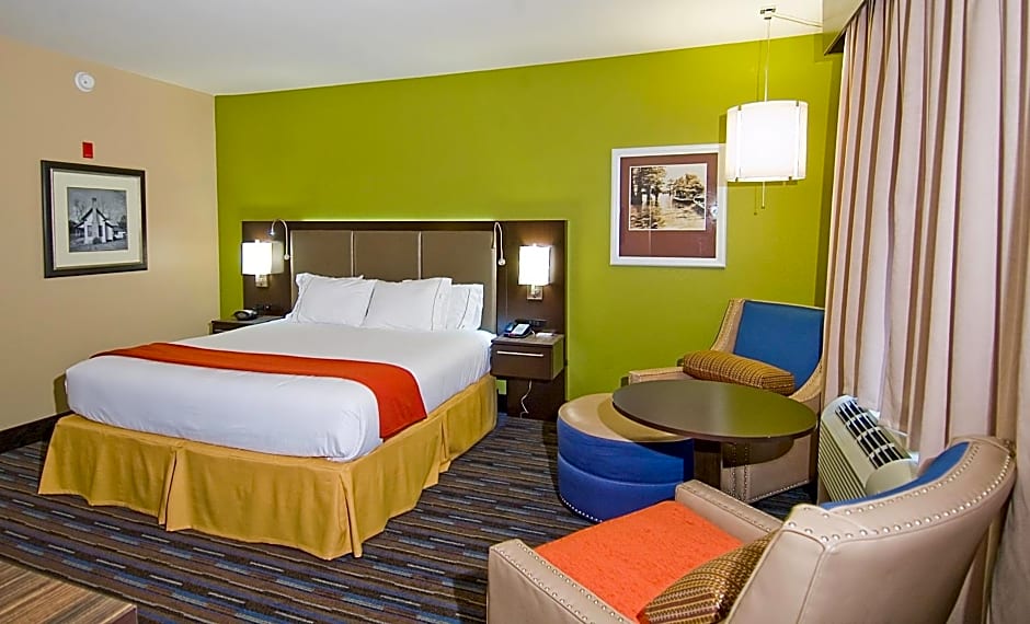 Holiday Inn Express Fulton, an IHG Hotel