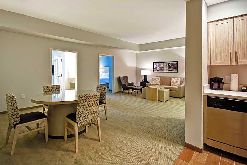 Homewood Suites By Hilton Greenville Downtown