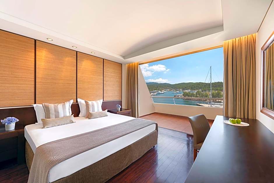 Photo 1 of 5 of Double Room Sea or Marina View