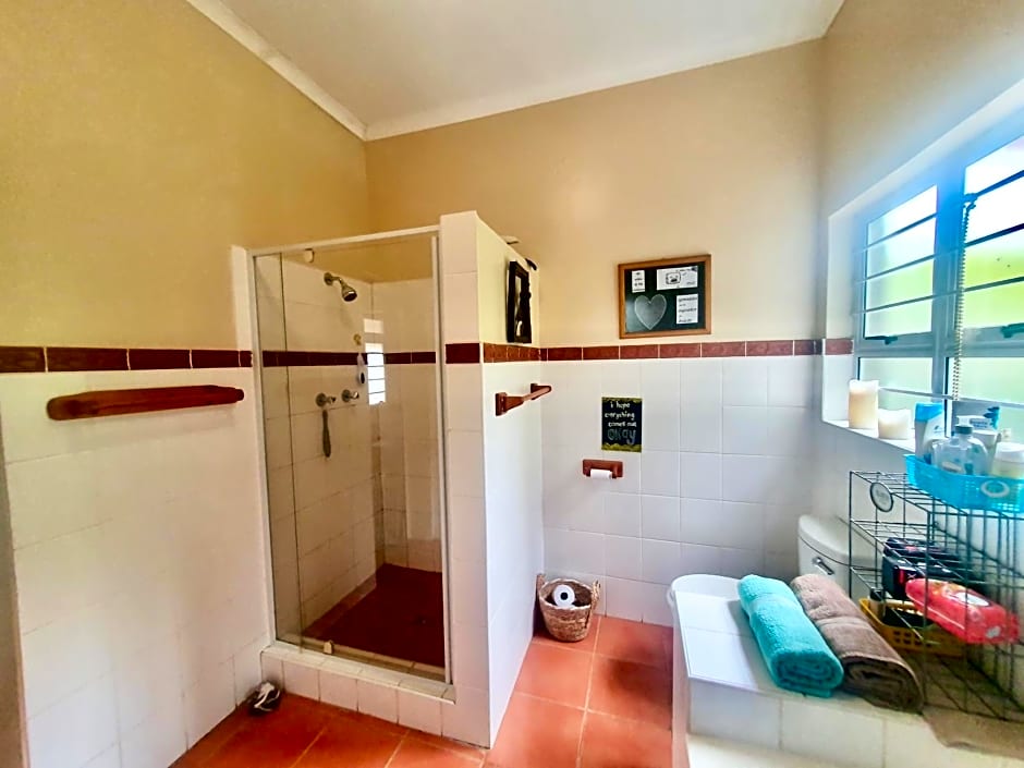 23 Ambleside Holiday Retreat by the sea