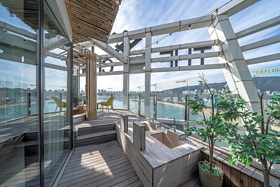 Gwanganli The Club Hotel