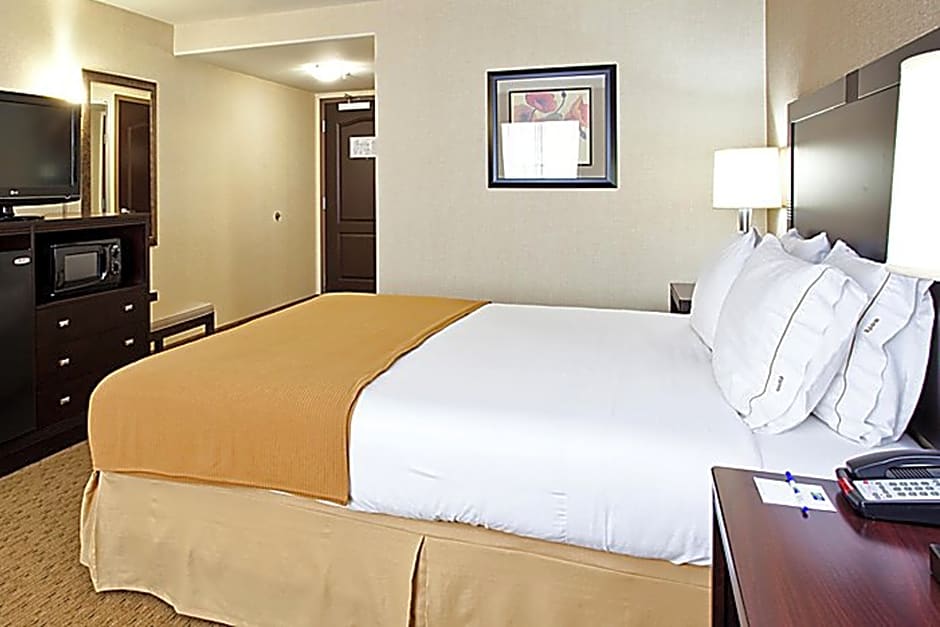 Norwood Inn & Suites Eagan