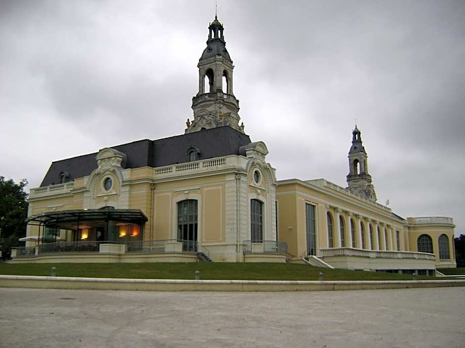 Hotel Adour
