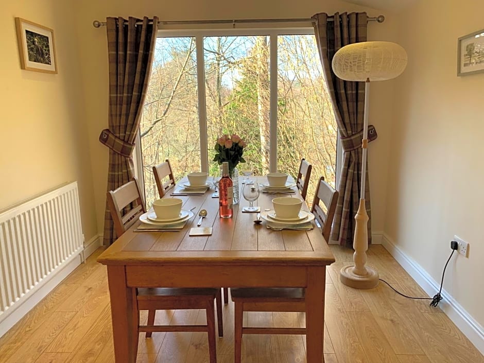 Owls House - Lodge with hot tub- Lake District