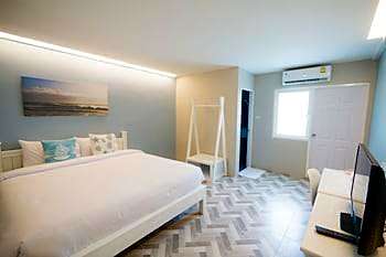 THE HABITAT HOSTEL