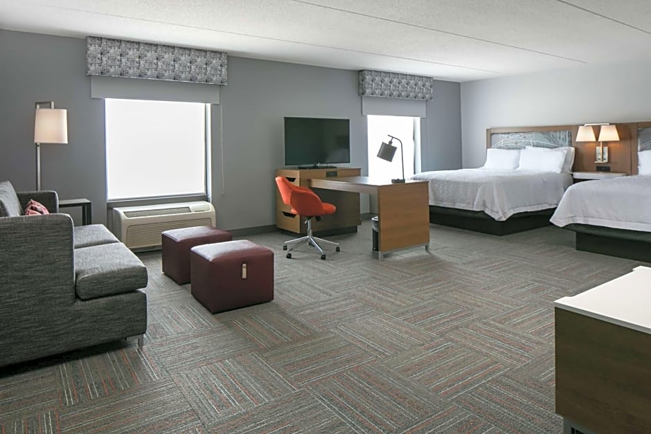 Hampton Inn By Hilton Dubuque