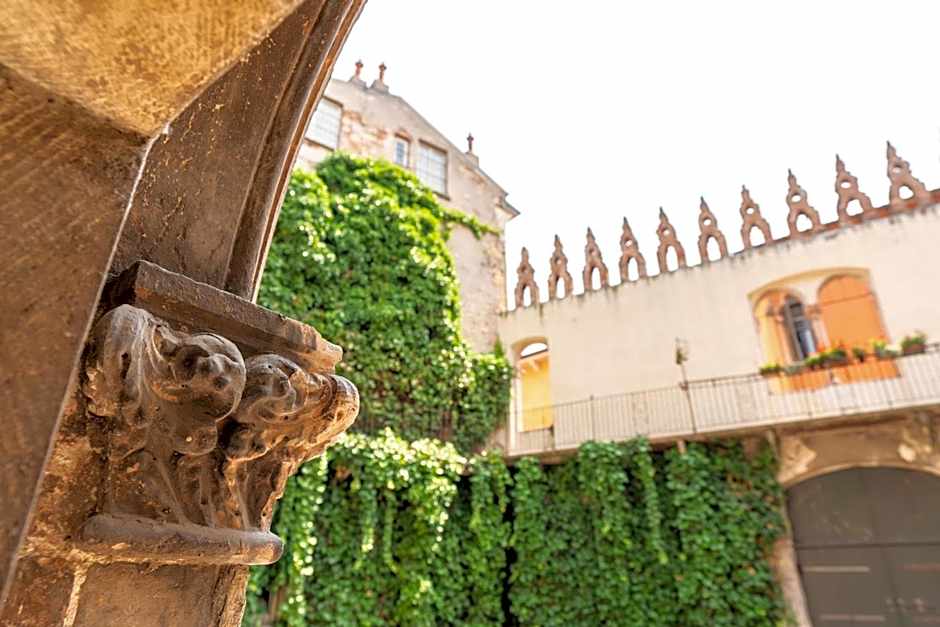 Palazzo delle Guglie by Postcardsfrom