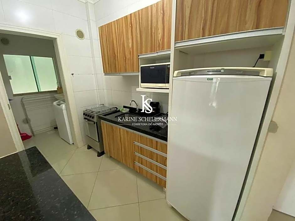 A26 - APARTAMENTO 2 DORMITÓRIOS NO CENTRO DE BOMBINHAS