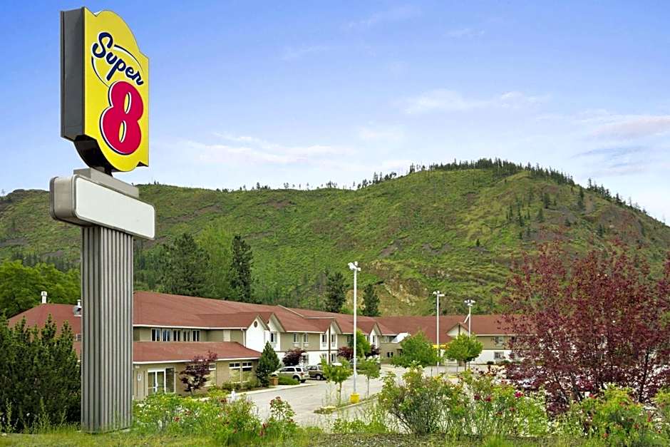 Super 8 by Wyndham West Kelowna BC