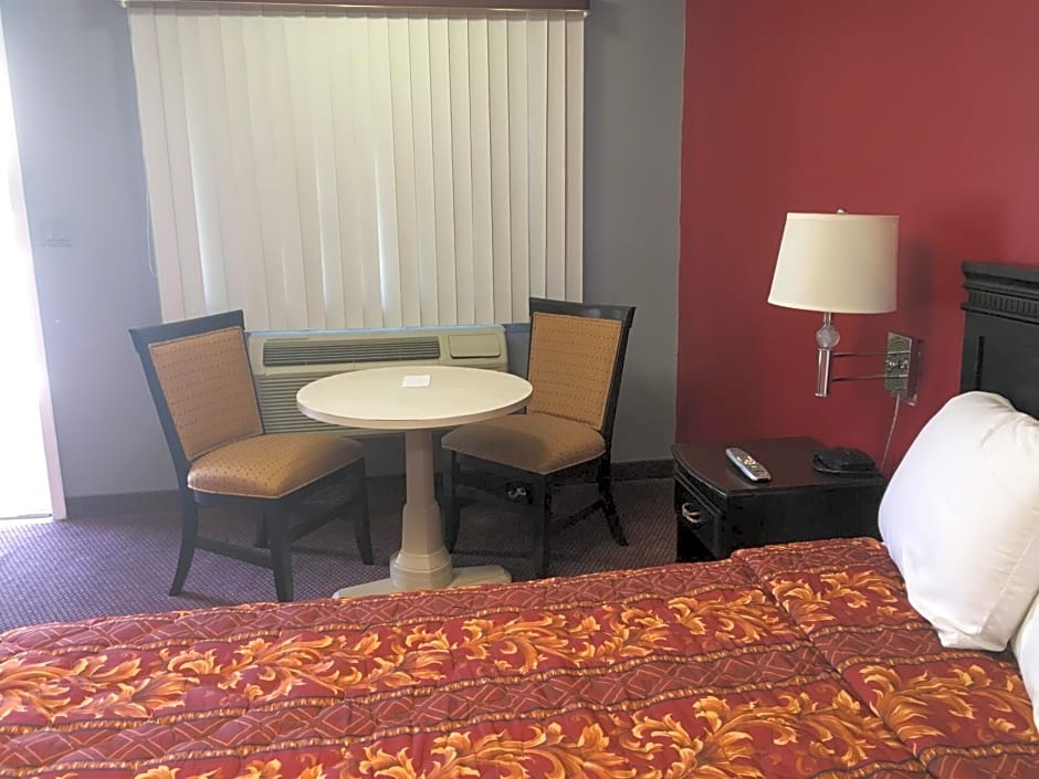 Journeys End Motel