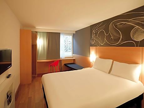 Family Twin Room with Sofa Bed