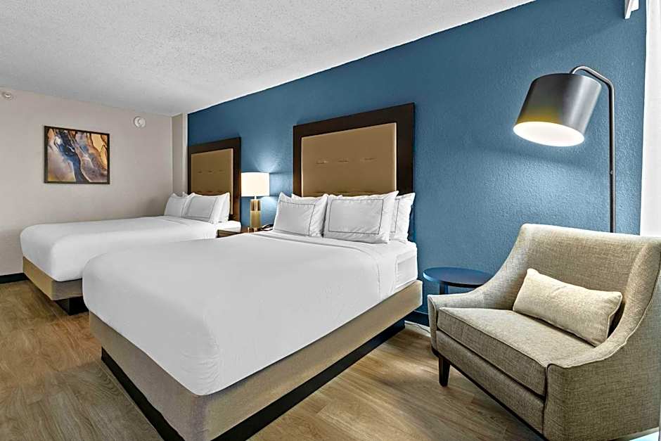 DoubleTree by Hilton Raleigh Midtown