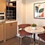 Burton House, Beverly Hills, A Tribute Portfolio Hotel