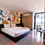 Pentahug Hotel