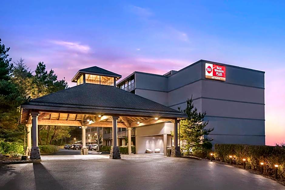 Best Western Plus Agate Beach Inn