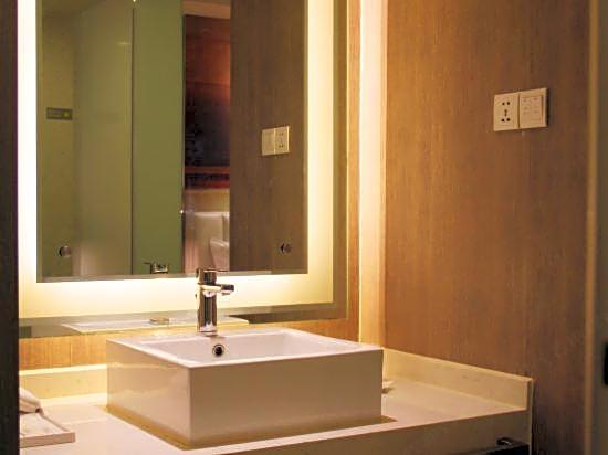 Jinjiang Metropolo Hotel Shenyang Shengjing Hospital Sanhao Street