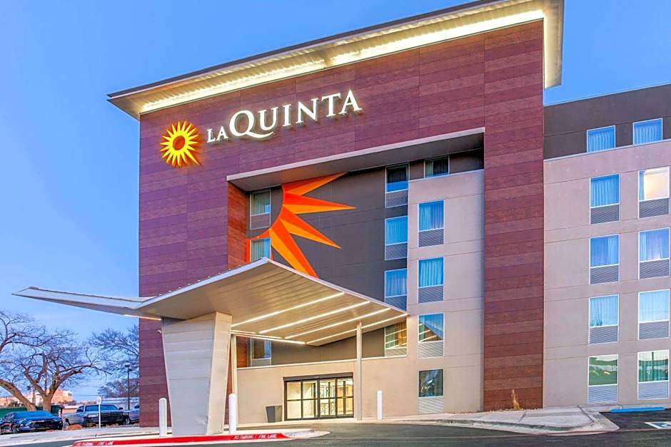 Photo 1 of 33 of La Quinta Inn & Suites by Wyndham Lubbock West Medical Centr