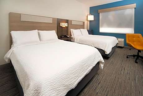 Standard Room with Two Queen Beds