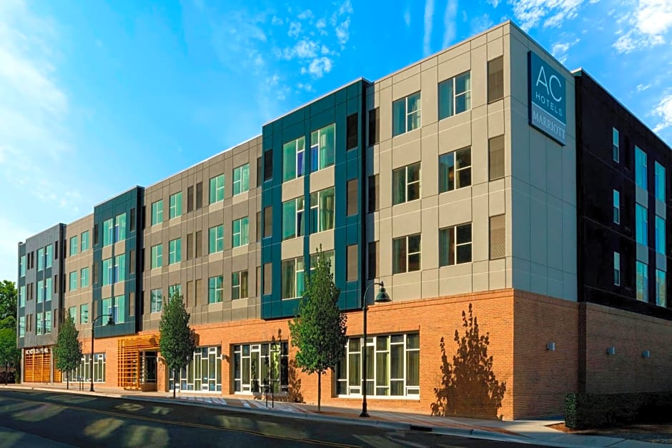 AC Hotel by Marriott Chapel Hill Downtown