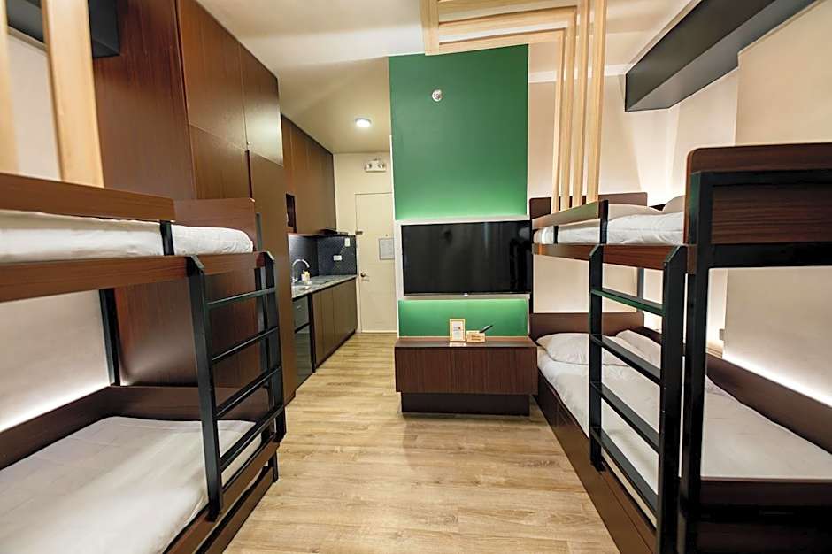 THE SUITE by The Hiltons