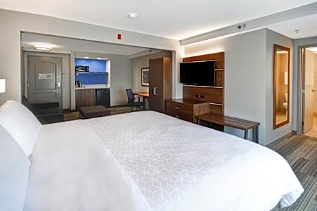 Executive King Bed