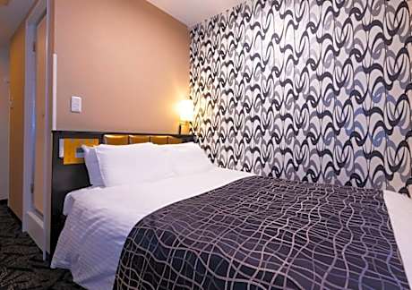 Semi Double Room - Smoking