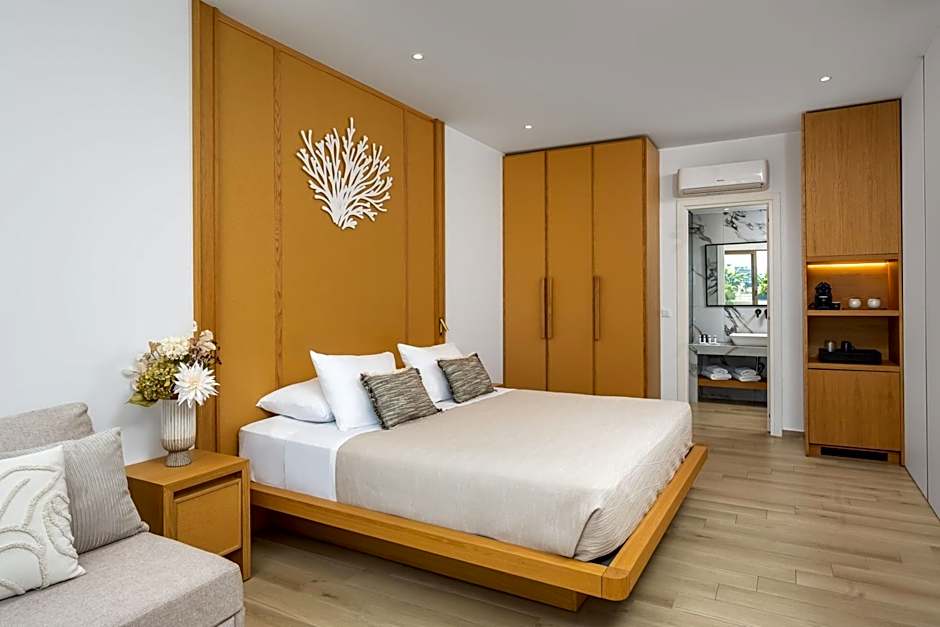 The 12th City Hotel