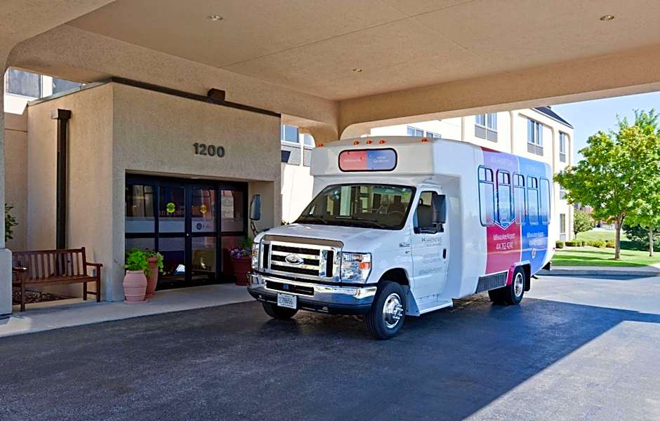 Hampton Inn By Hilton Milwaukee-Airport