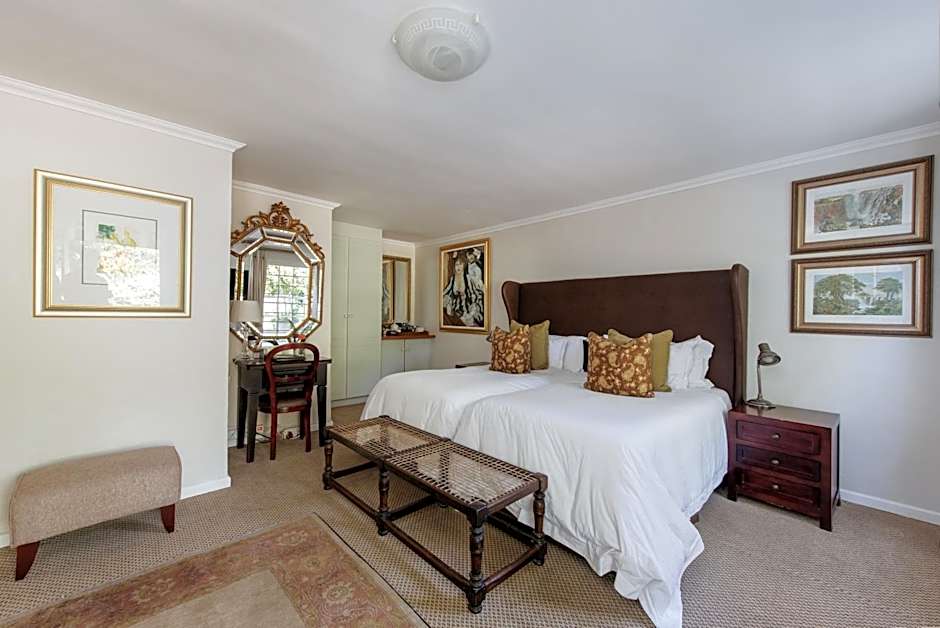 Maison Chablis Guest House