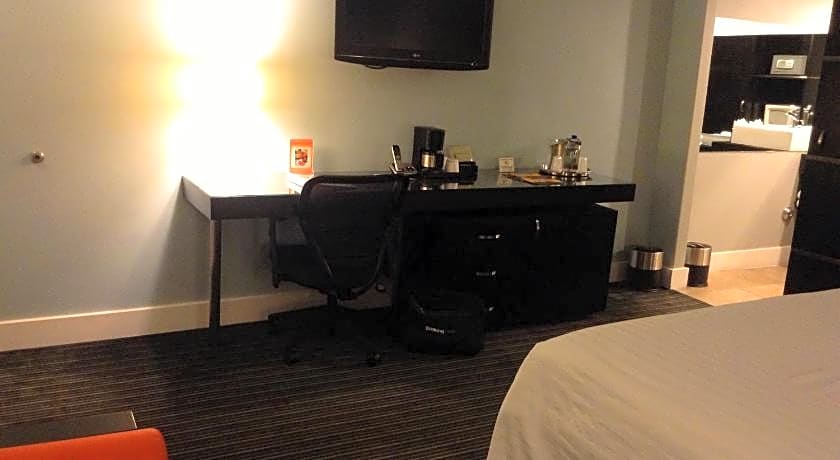 Hotel Current
