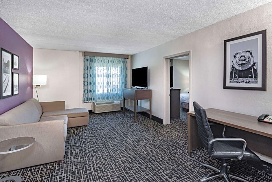 La Quinta Inn & Suites by Wyndham Chattanooga - East Ridge