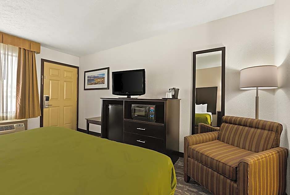 Quality Inn Traverse City