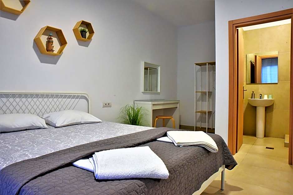 Telhinis Hotel & Apartments