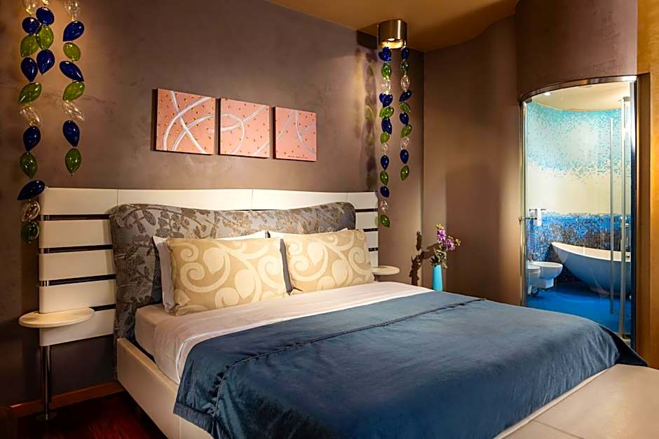 Les Fleurs Boutique Hotel