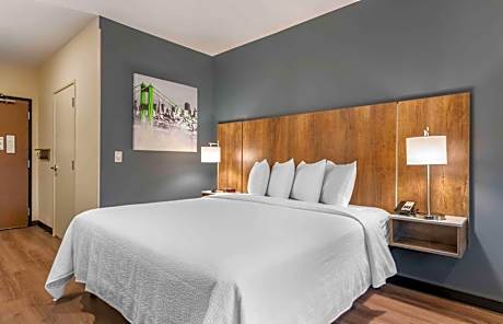 Standard Studio 1 King Bed Nonsmkng