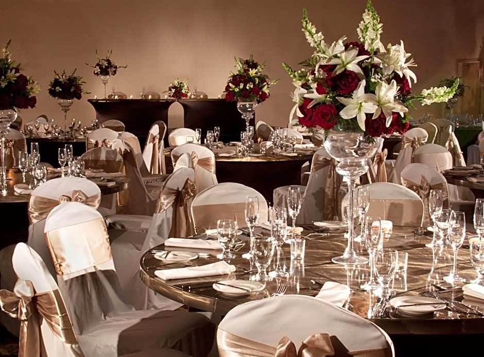 Embassy Suites by Hilton Las Vegas