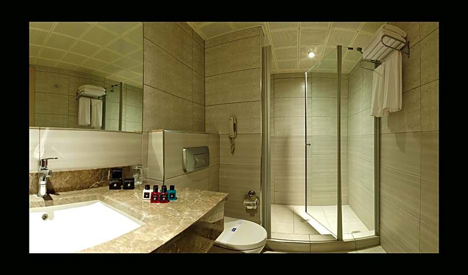 Susuzlu Hotel