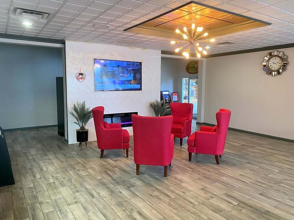 Ramada by Wyndham Enid