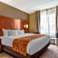Comfort Suites Grand Rapids South